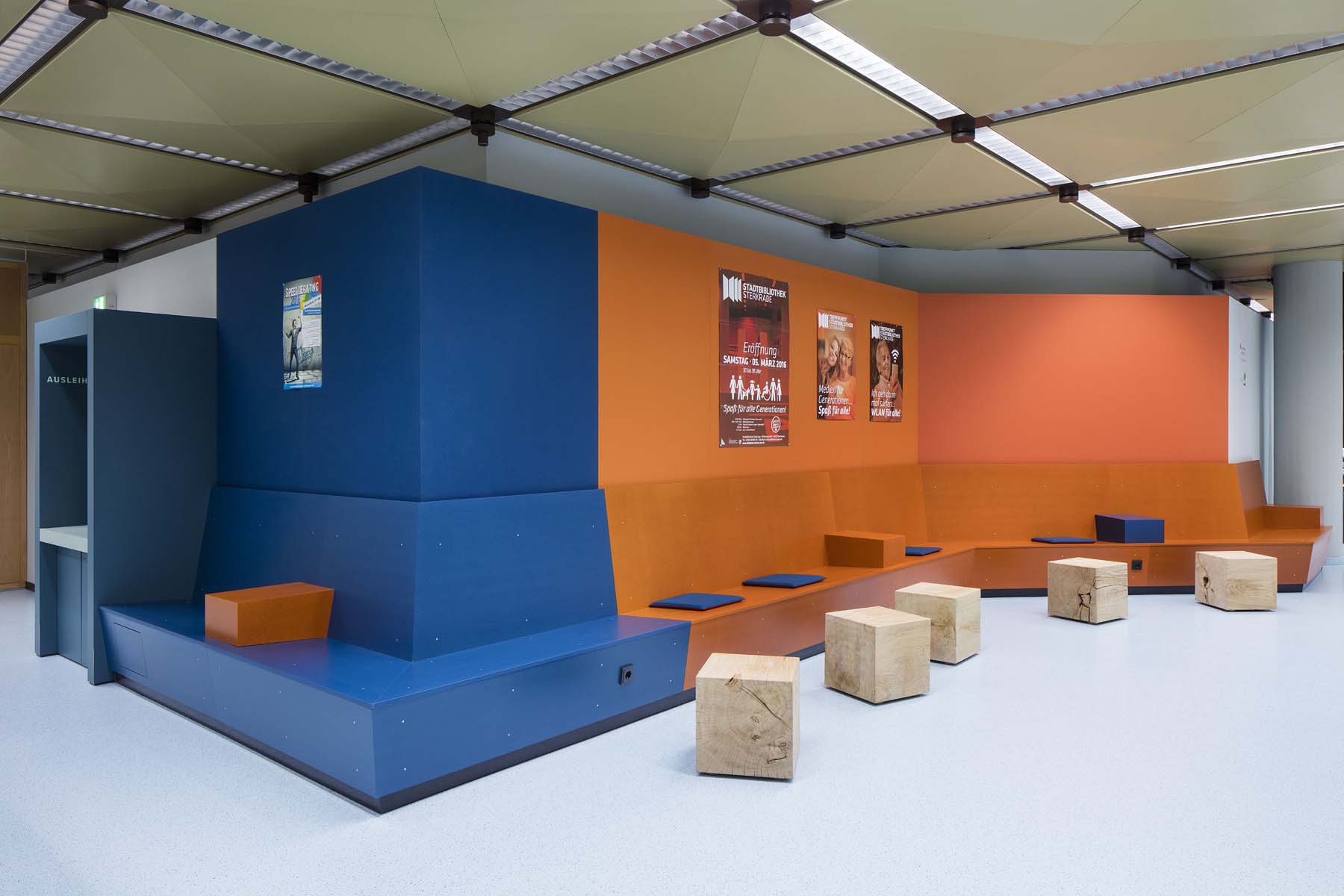 Bert Brecht Haus  Bibliothek Oberhausen  UKW Innenarchitekten      Architekturfotografie Jens Kirchner