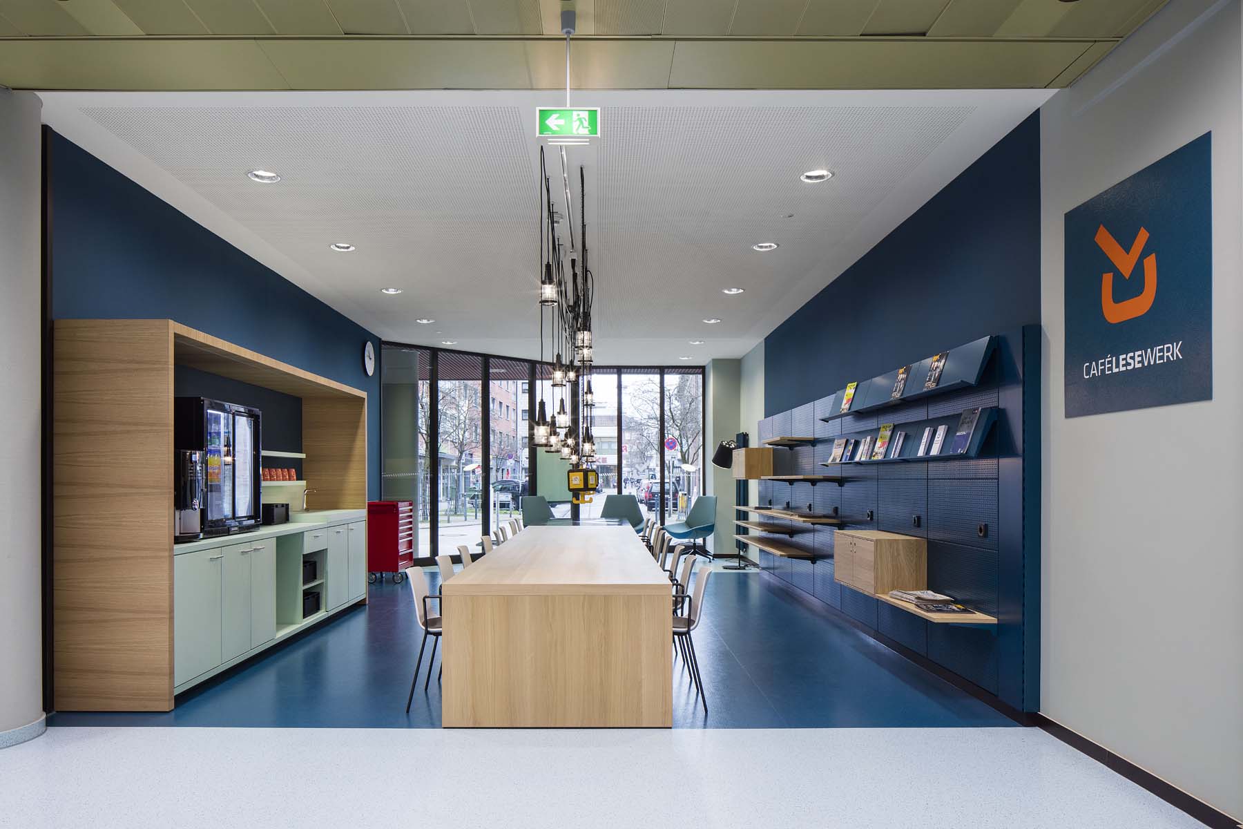 Bert Brecht Haus  Bibliothek Oberhausen  UKW Innenarchitekten      Architekturfotografie Jens Kirchner