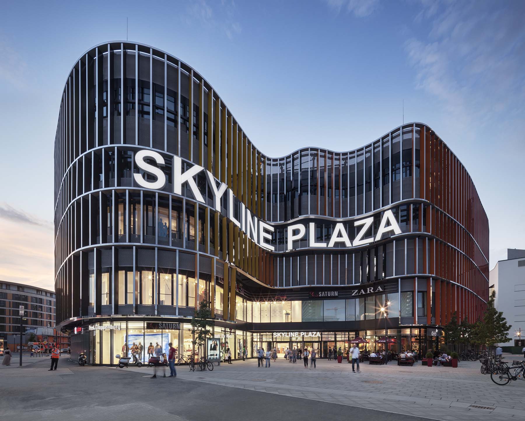 Sky Plaza Frankfurt   ECE Projektmanagment  Architekten      Architekturfotografie Jens Kirchner