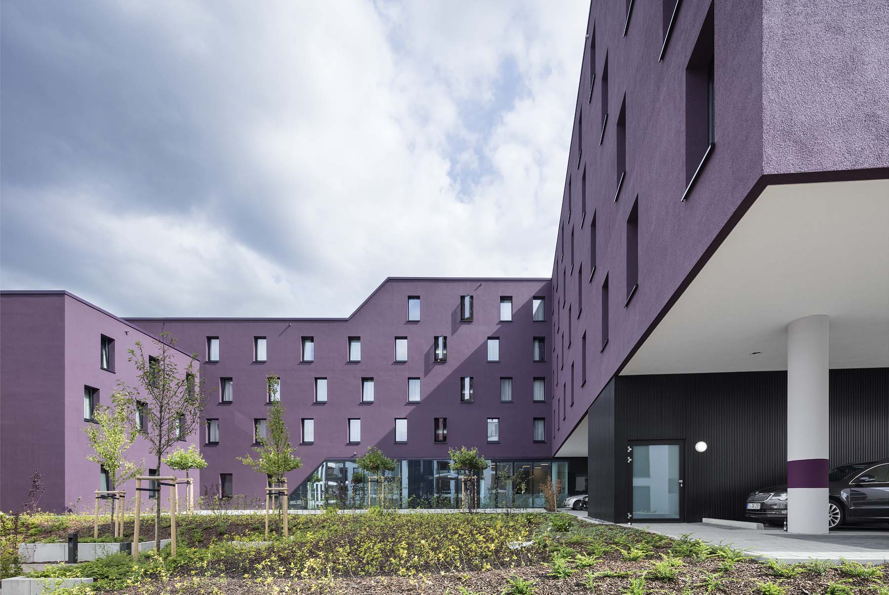 Hotel Tivoli Aachen    Cross Architekten      Architekturfotografie Jens Kirchner