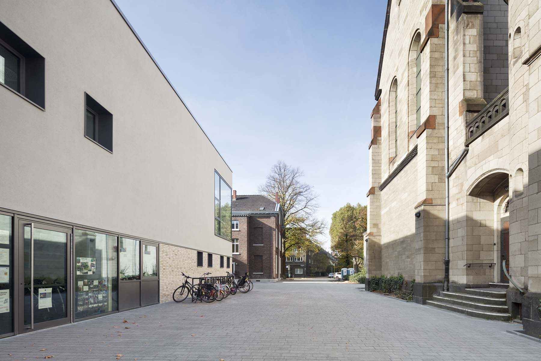 Gemeindezentrum Rosenkranz    Bramlage Architekten    Architekturfotografie Jens Kirchner