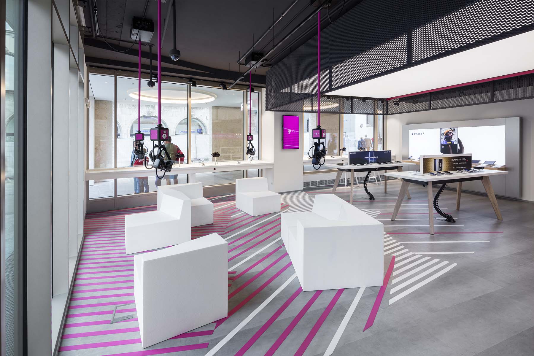 Telekom Flagshipstore München   Telekom Flagshipstore München    Architekturfotografie Jens Kirchner