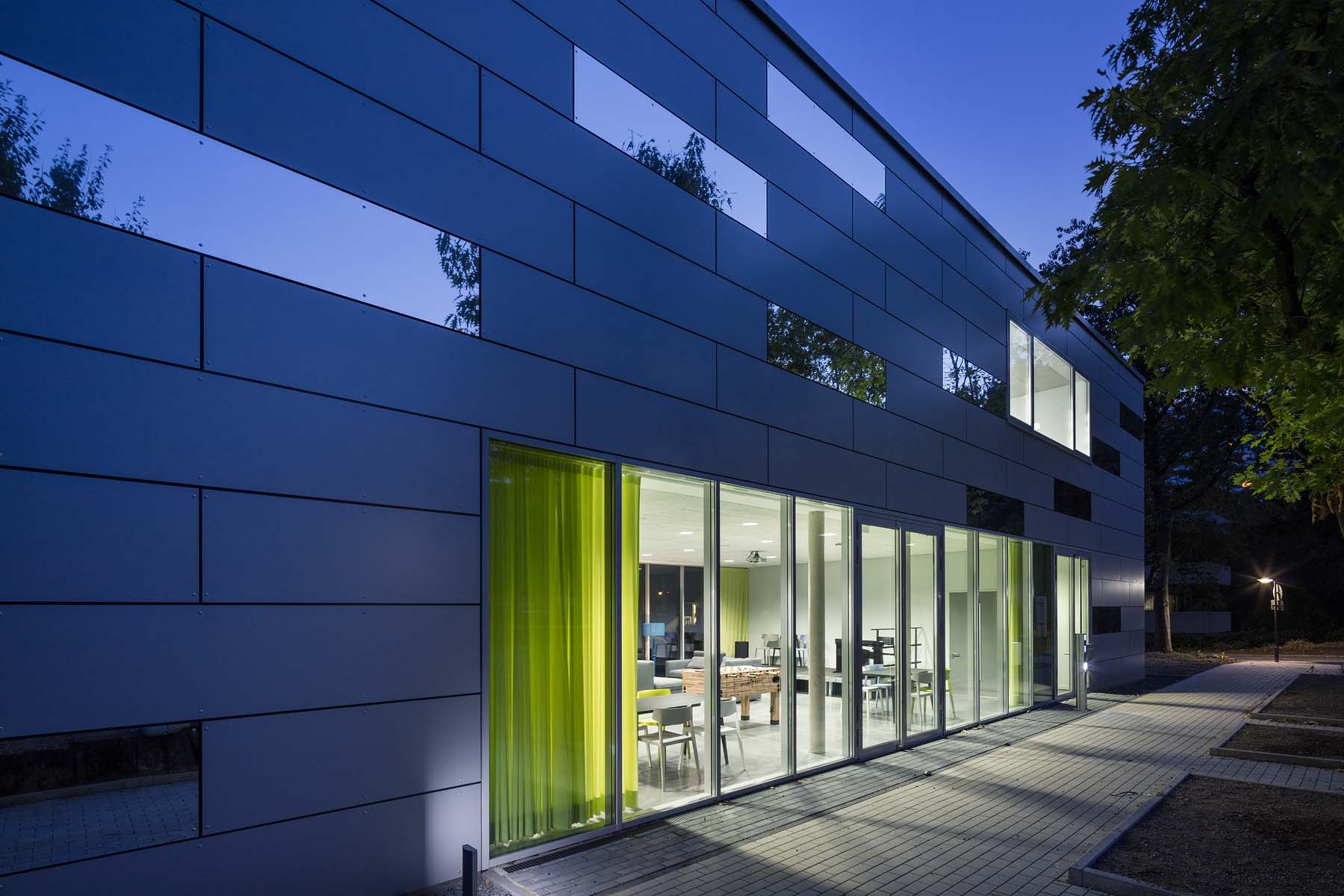 Jugendcafe Erkrath  Pagel Henn Architekten    Architekturfotografie Jens Kirchner