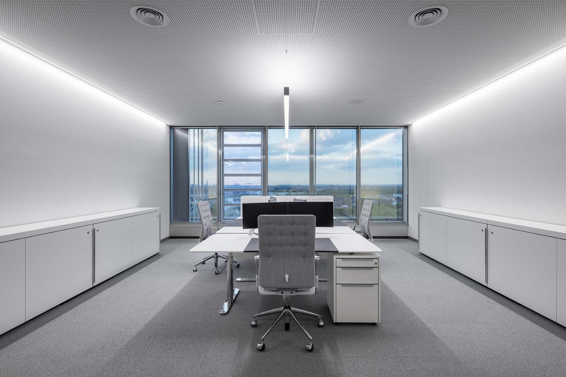 Firmenzentrale Klöckner Duisburg Arens Faulhaber Lichtplanerinnen Büro     Architekturfotografie Jens Kirchner