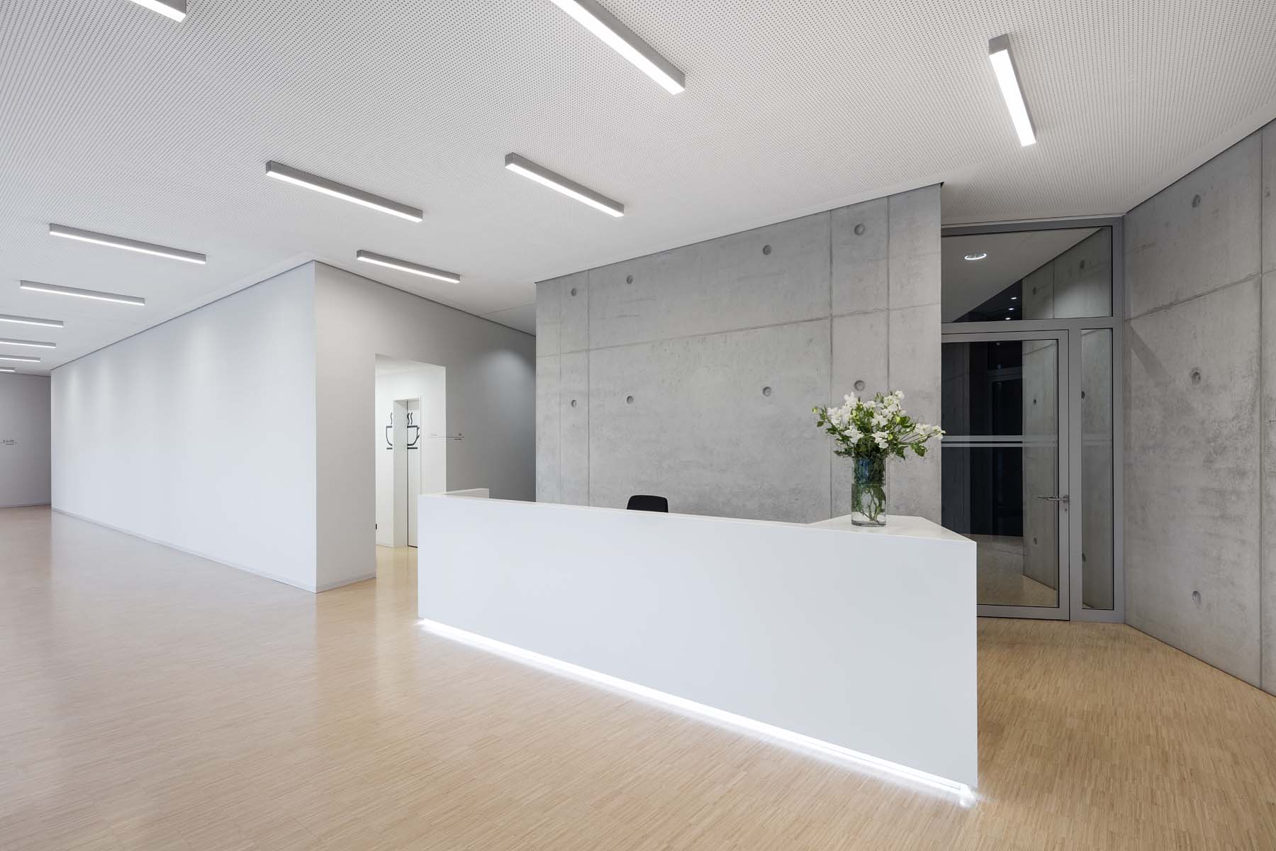 Bürogebäude PVS Mülheim Kovacs Architekten Foyer Emfang   Architekturfotografie Jens Kirchner