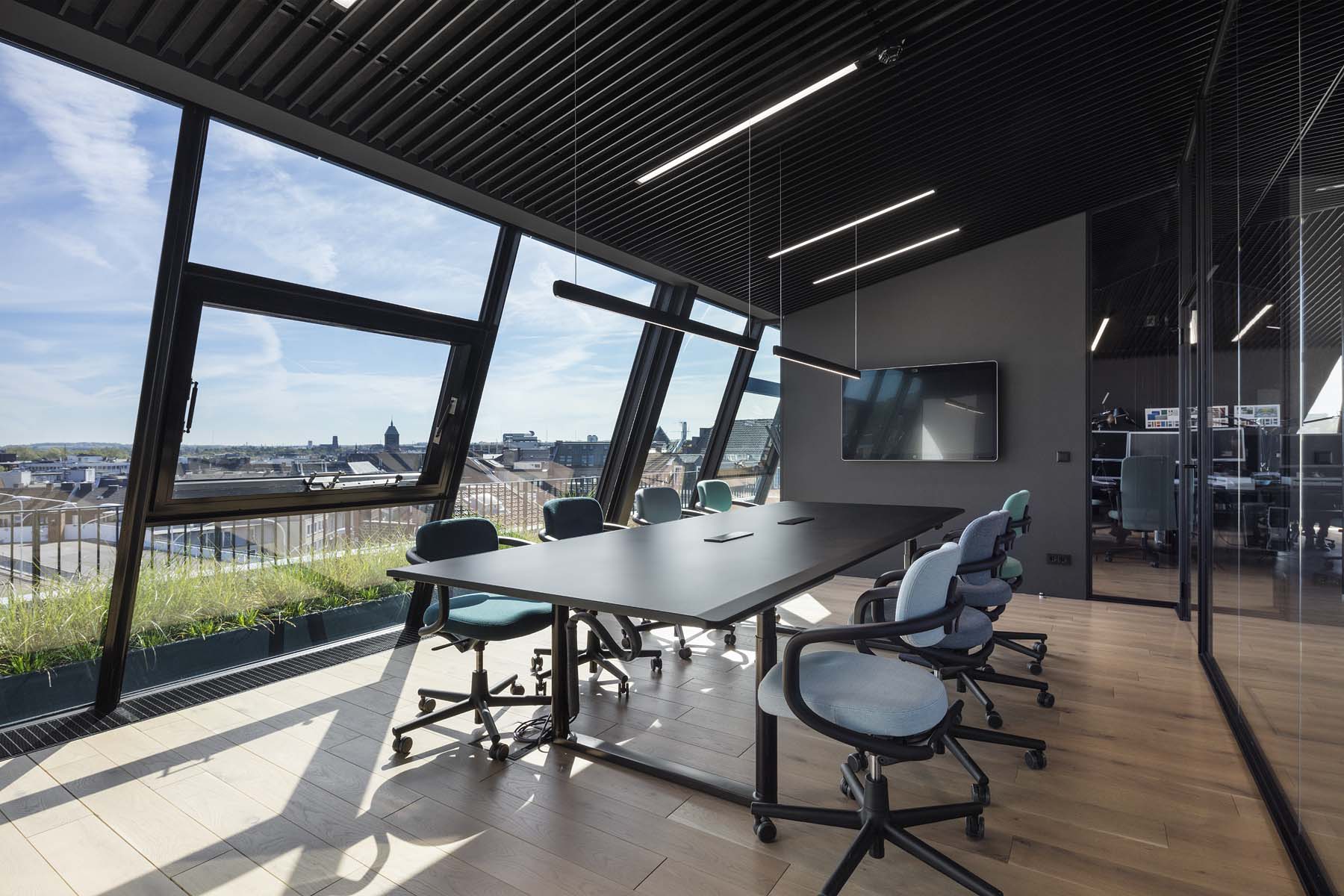 Möbelhaus Mathes Aachen Cross Architekten Innenraum Büro  Architekturfotografie Jens Kirchner