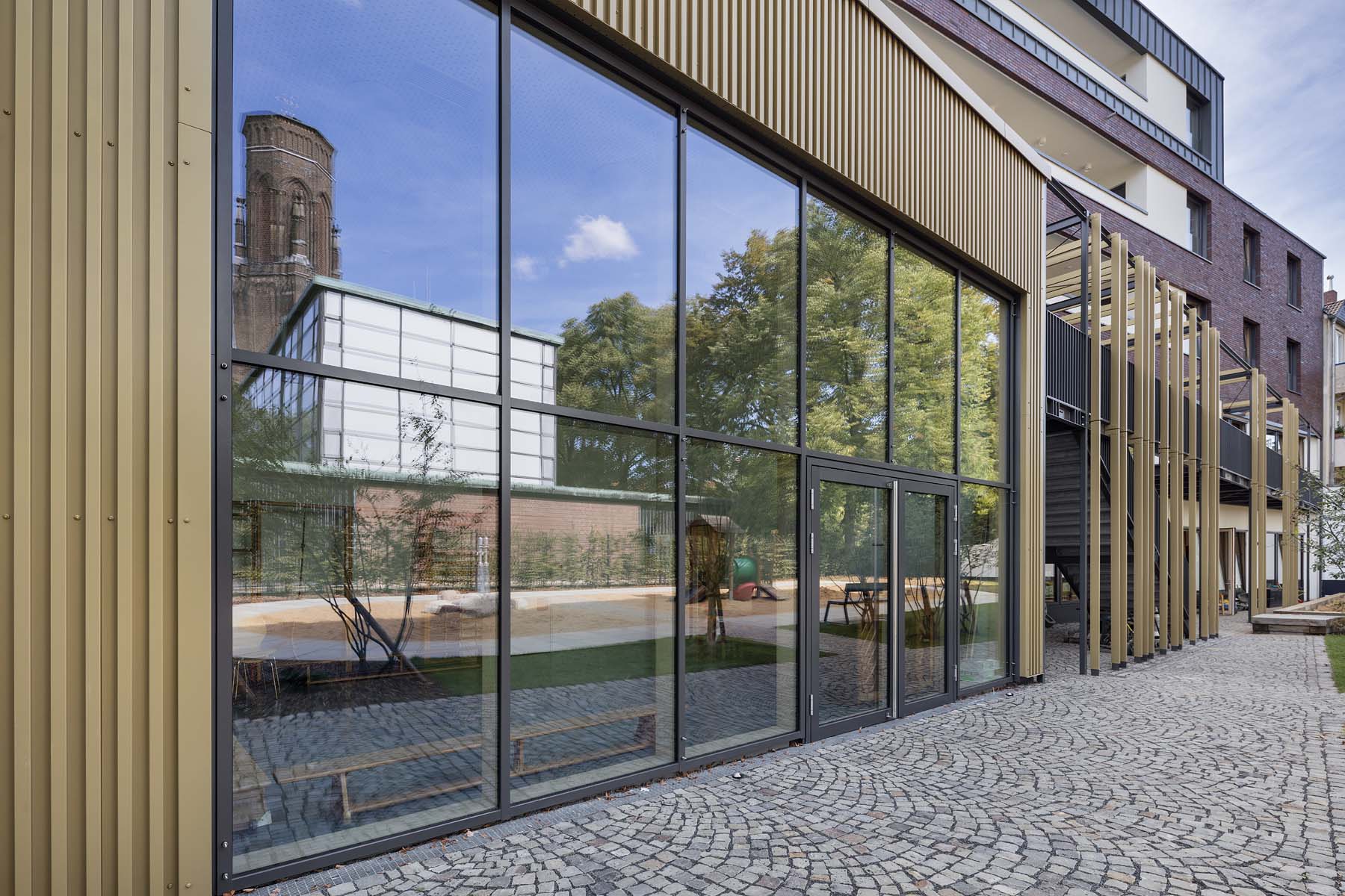Kita Köln Lepel und Lepel Architektur  Detail Fenster Fassade  Architekturfotografie Jens Kirchner