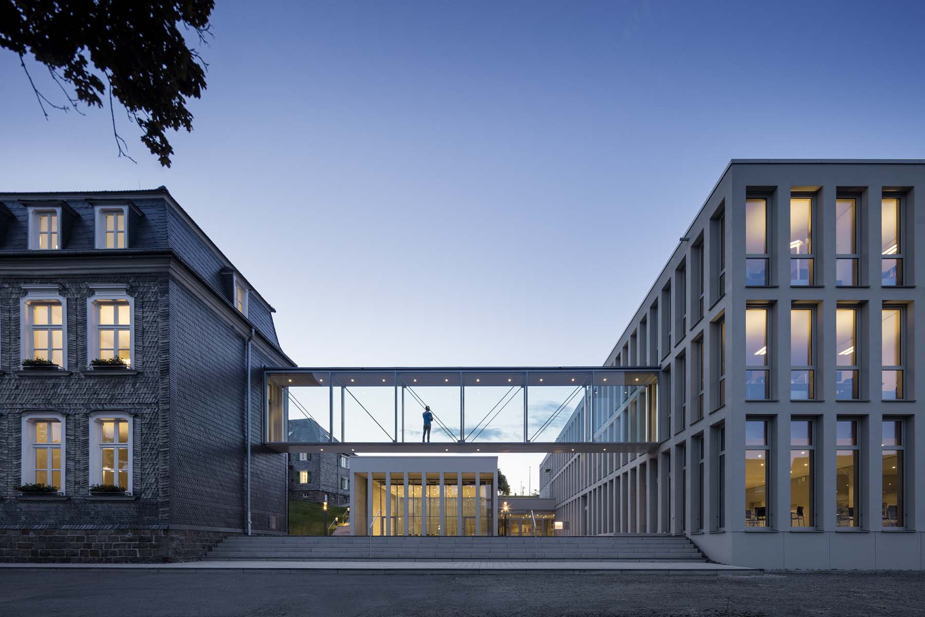 Bürgerdorf Waldbröl Archwerk       Ansicht Brücke Platz  Architekturfotografie Jens Kirchner