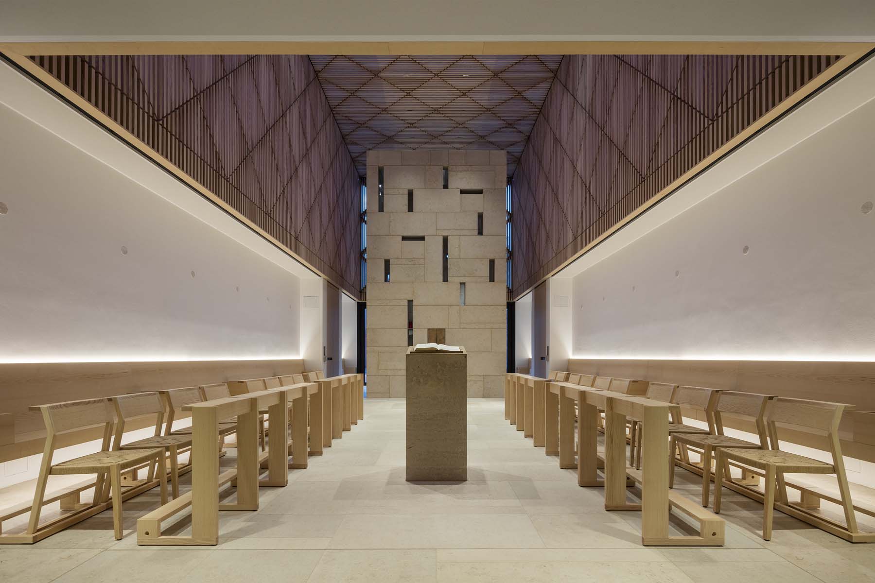 Priesterseminar Paderborn   Arens Faulhaber Lichtplanerinnen  Jens Kirchner ArchitekturFotografie