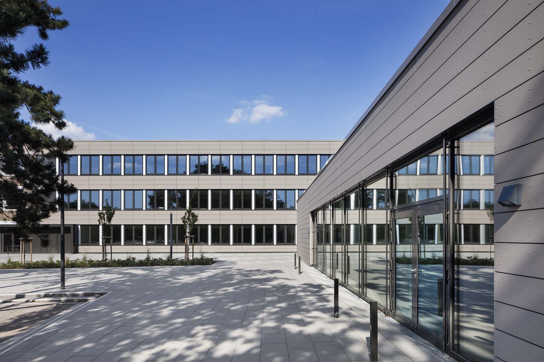 Schule Krefeld Hahn Helten Architekten       	 Architekturfotografie Jens Kirchner