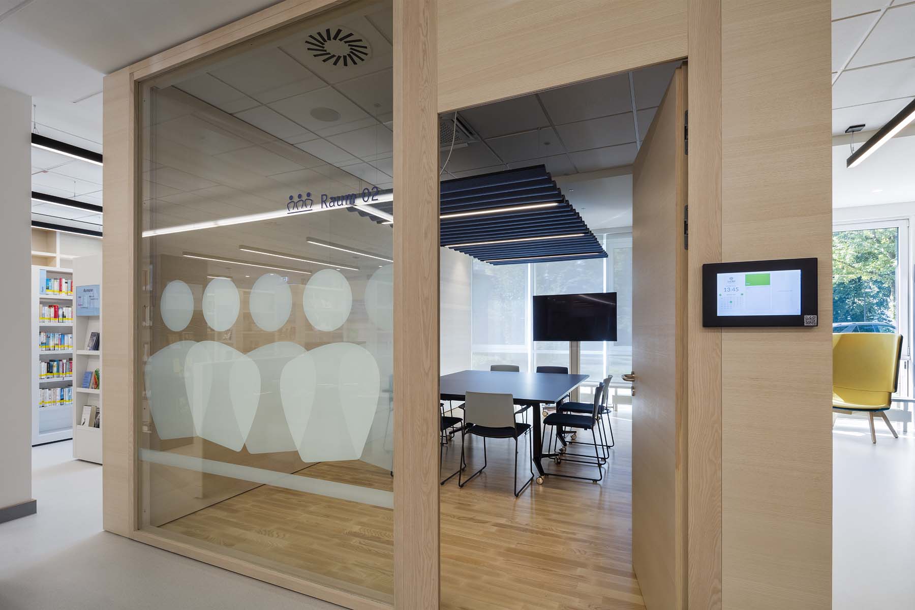 Bibliothek Verl UKW Innenarchitekten       	 Architekturfotografie Jens Kirchner