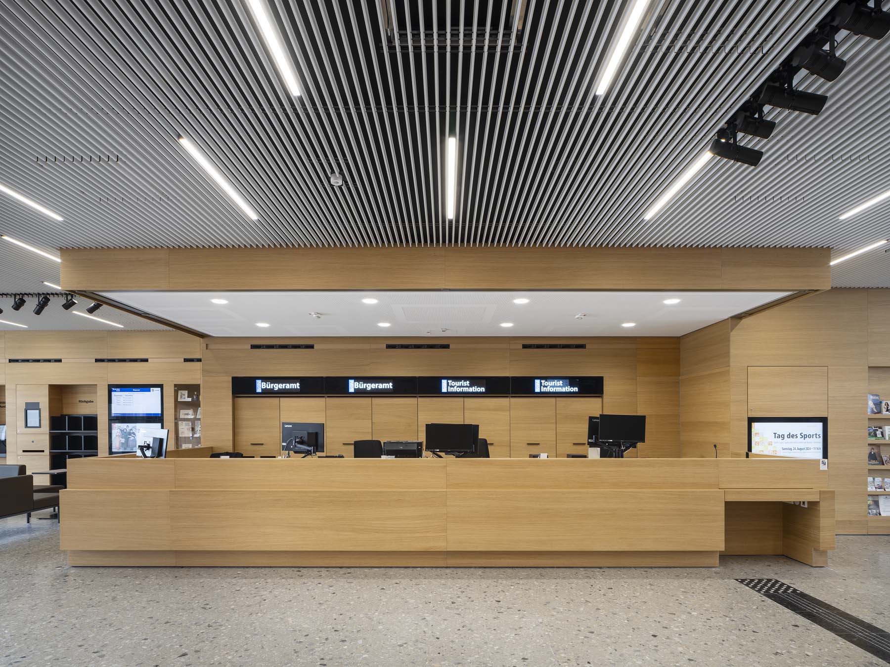 Bibliothek Bürgeramt Brühl   JSWD Architekten UKW Innenarchitekten   ArchitekturFotografie Jens Kirchner