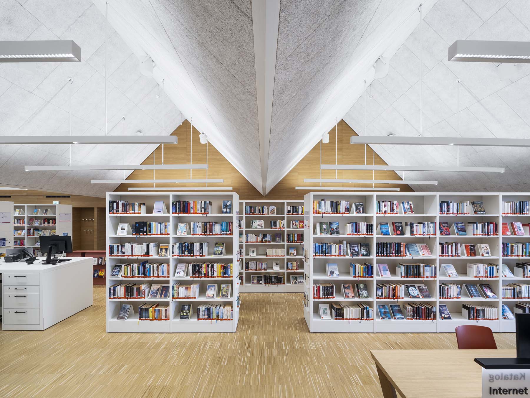 Bibliothek Bürgeramt Brühl   JSWD Architekten UKW Innenarchitekten   ArchitekturFotografie Jens Kirchner