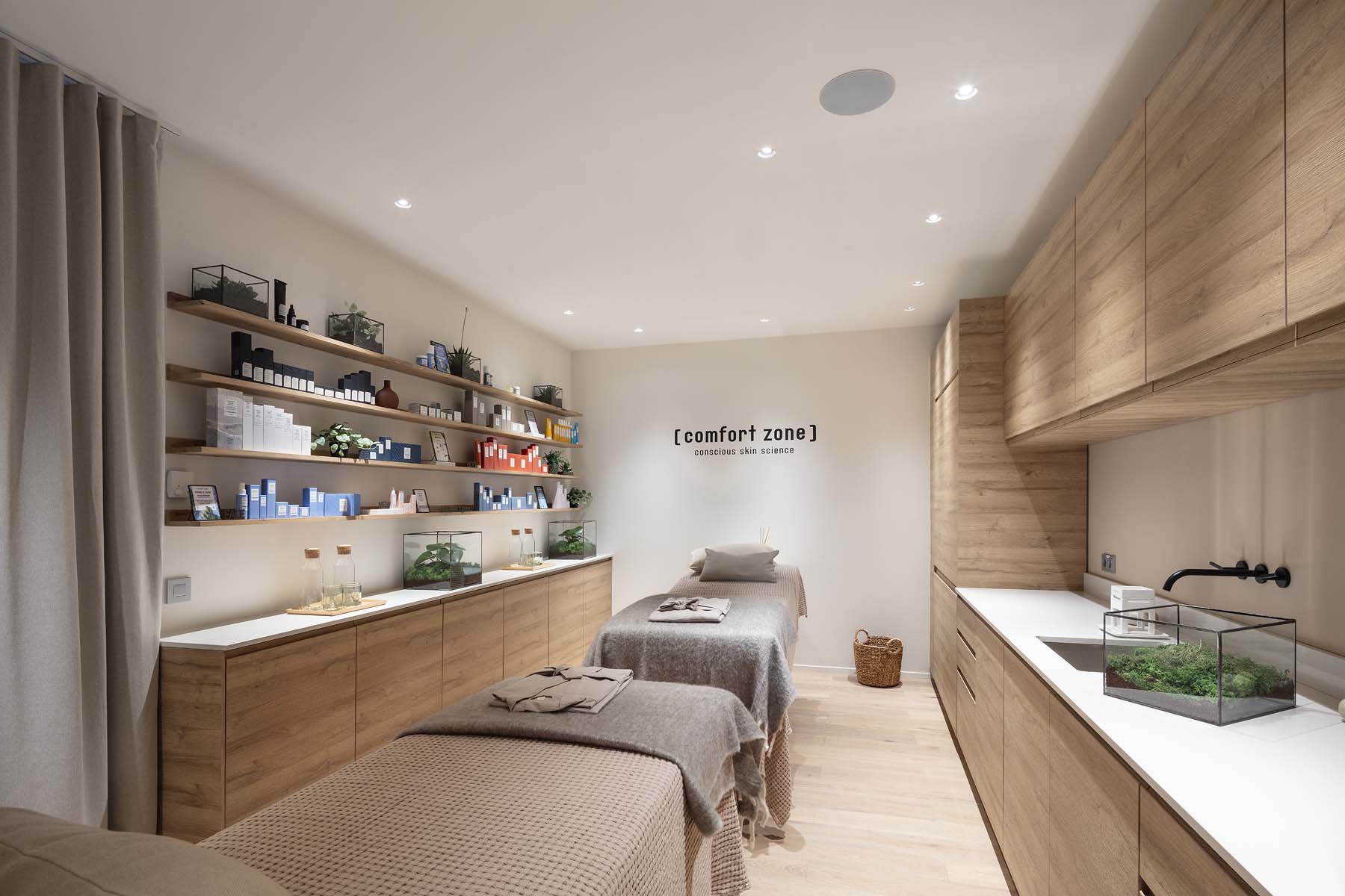 Davines Plange Mühle Düsseldorf   Melody Weir Interior Design   Jens Kirchner ArchitekturFotografie