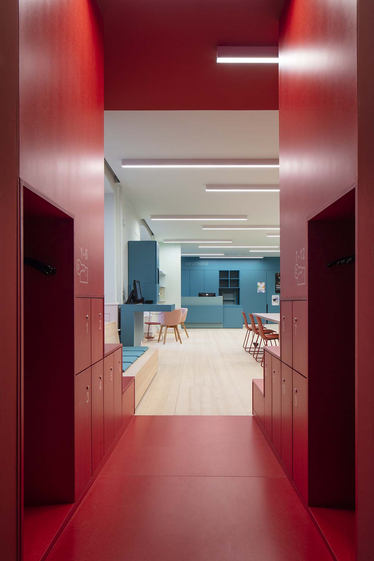 Bibliothek Waldshut  UKW Innenarchitekten Interior Innenarchitektur Architekturfotografie Jens Kirchner