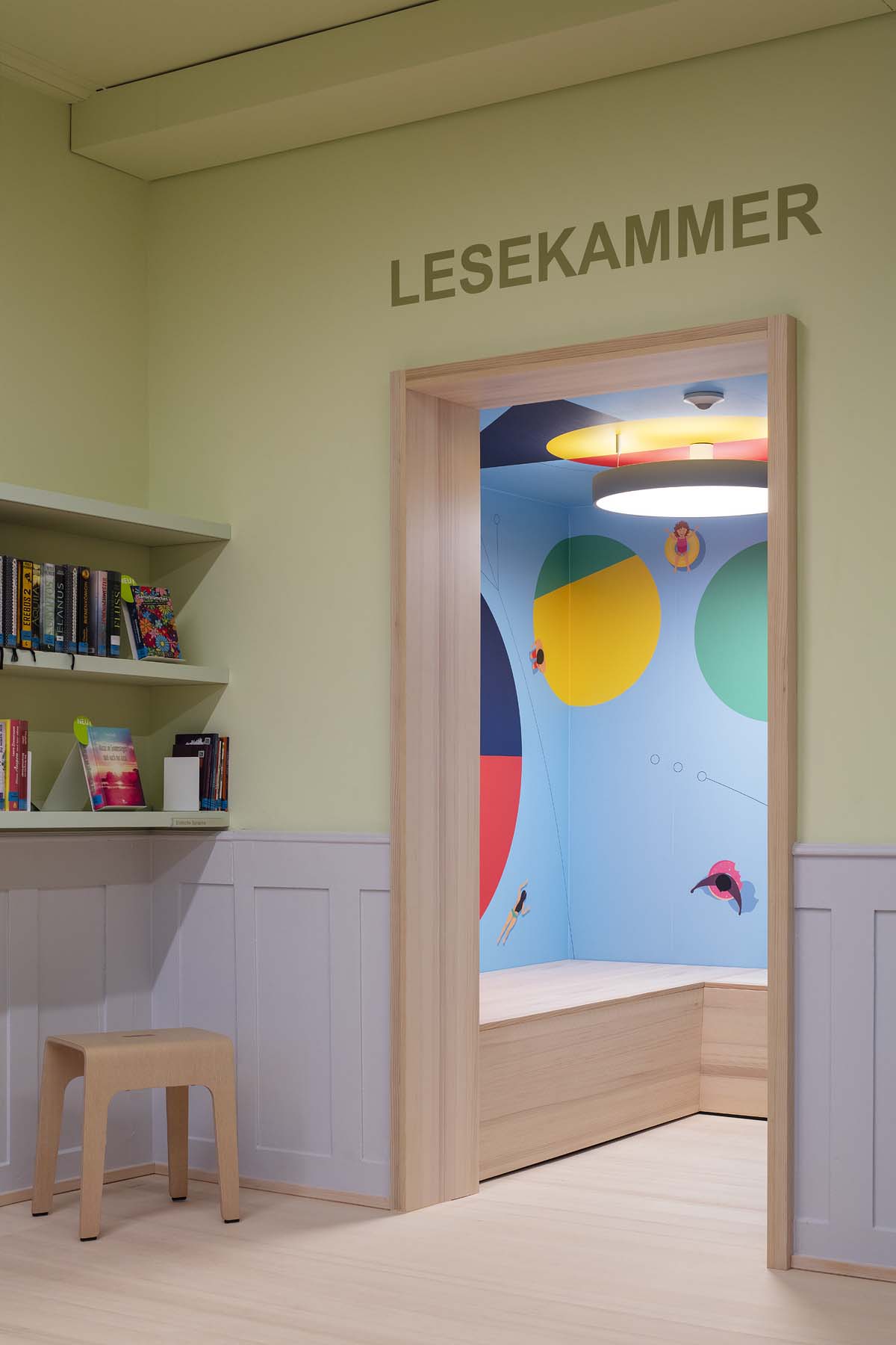 Bibliothek Waldshut  UKW Innenarchitekten Interior Innenarchitektur Architekturfotografie Jens Kirchne