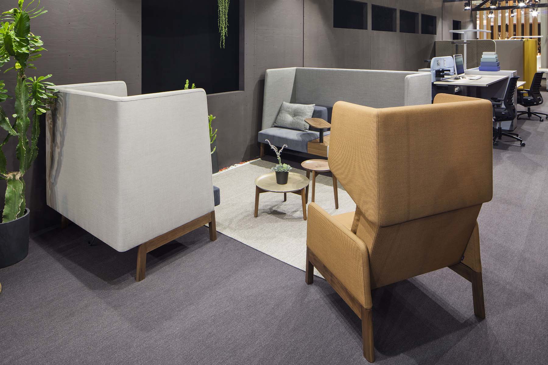 Ophelis Messestand Messe Orgatec Köln Produkt Möbel