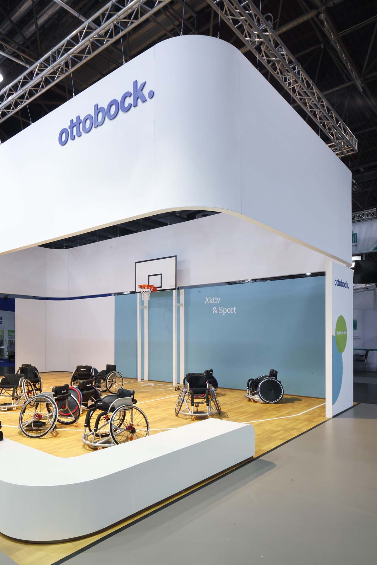 Ottobock Messestand Rehacare Düsseldorf Logo Firmenname