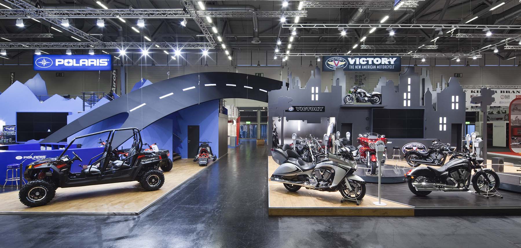 Polaris Victory Messestand Messe Köln Gesamtansicht