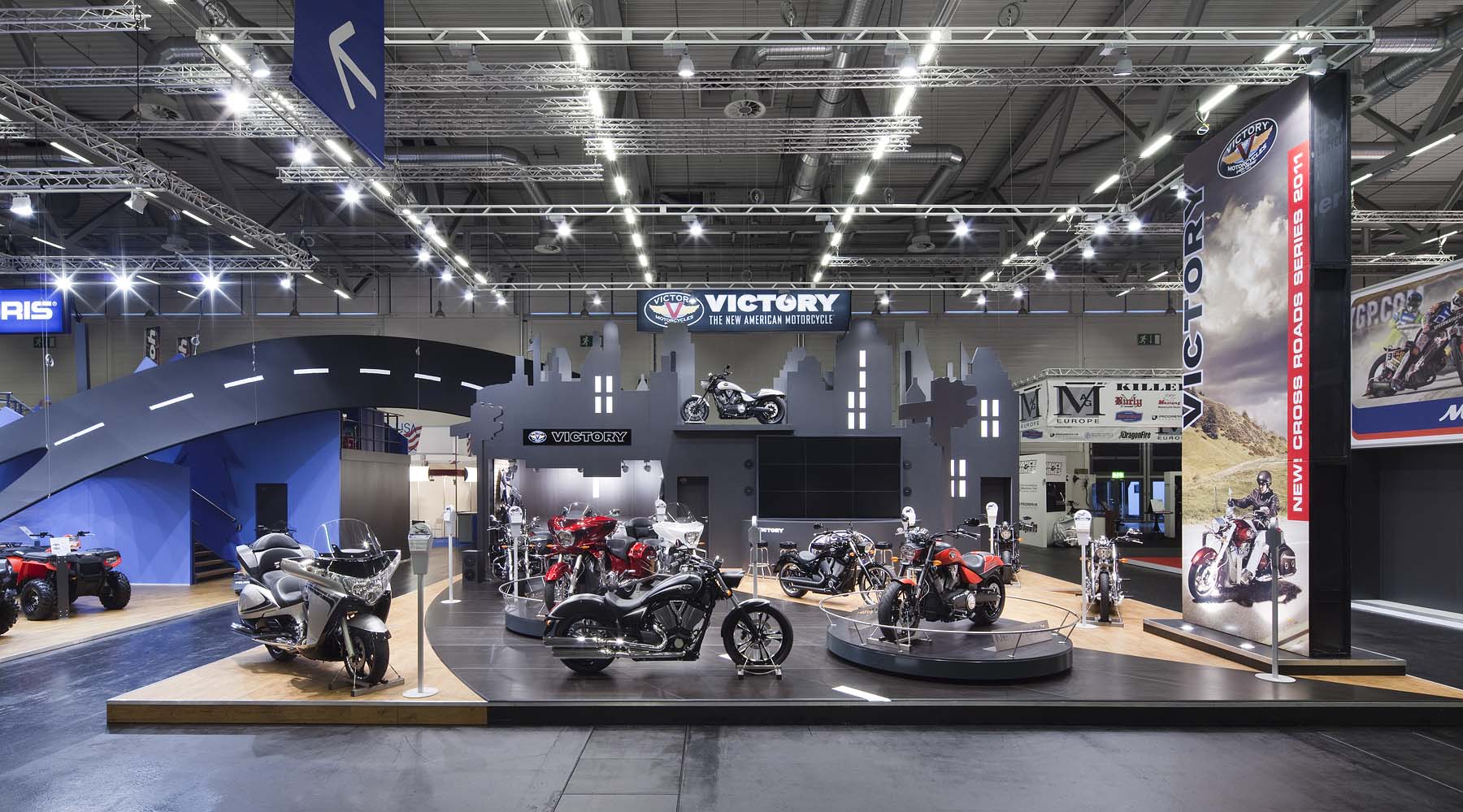 Polaris Victory Messestand Messe Köln Gesamtansicht
