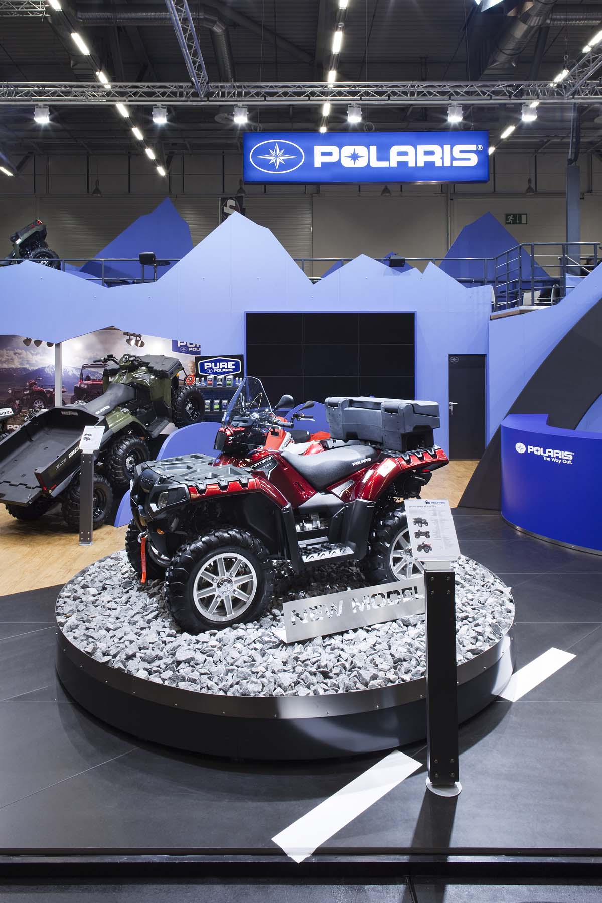 Polaris Victory Messestand Messe Köln Produkt Fahrzeug