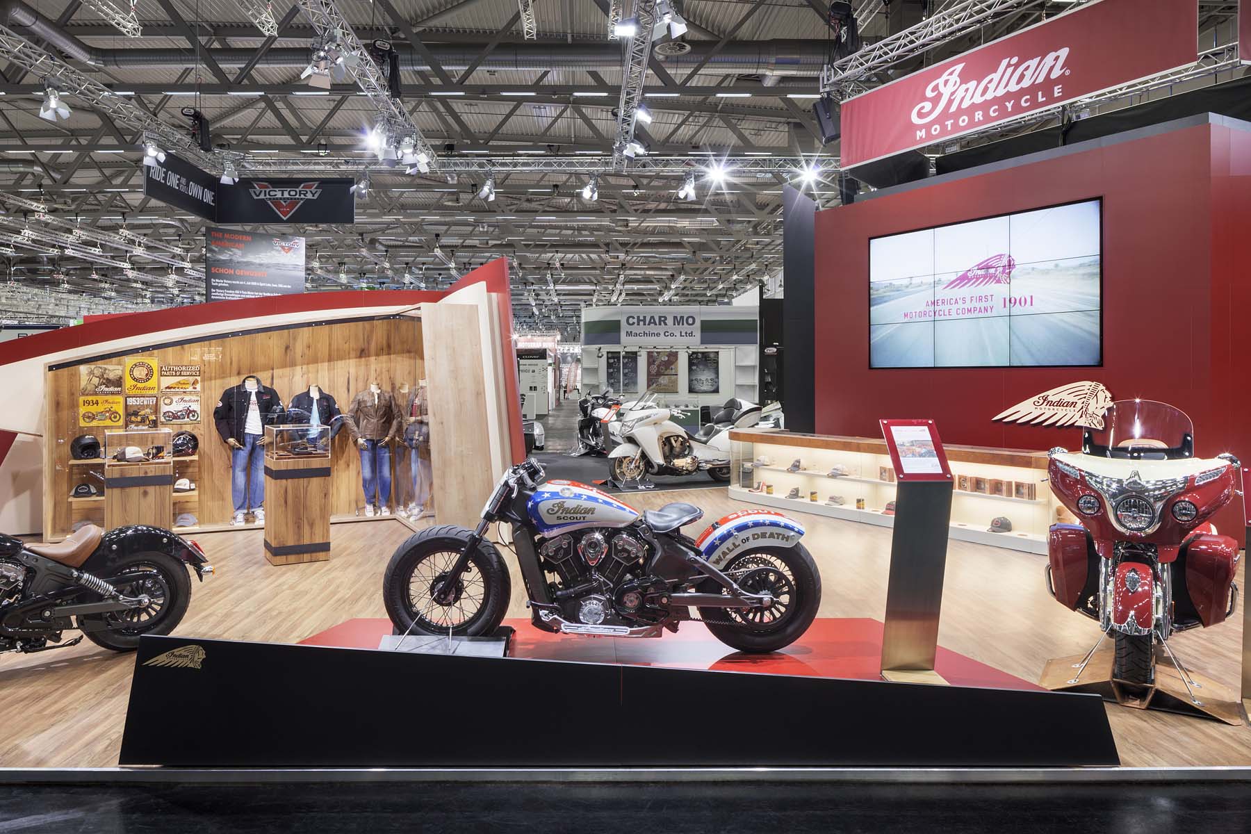 Polaris Victory Messestand Köln Messe  Produkt