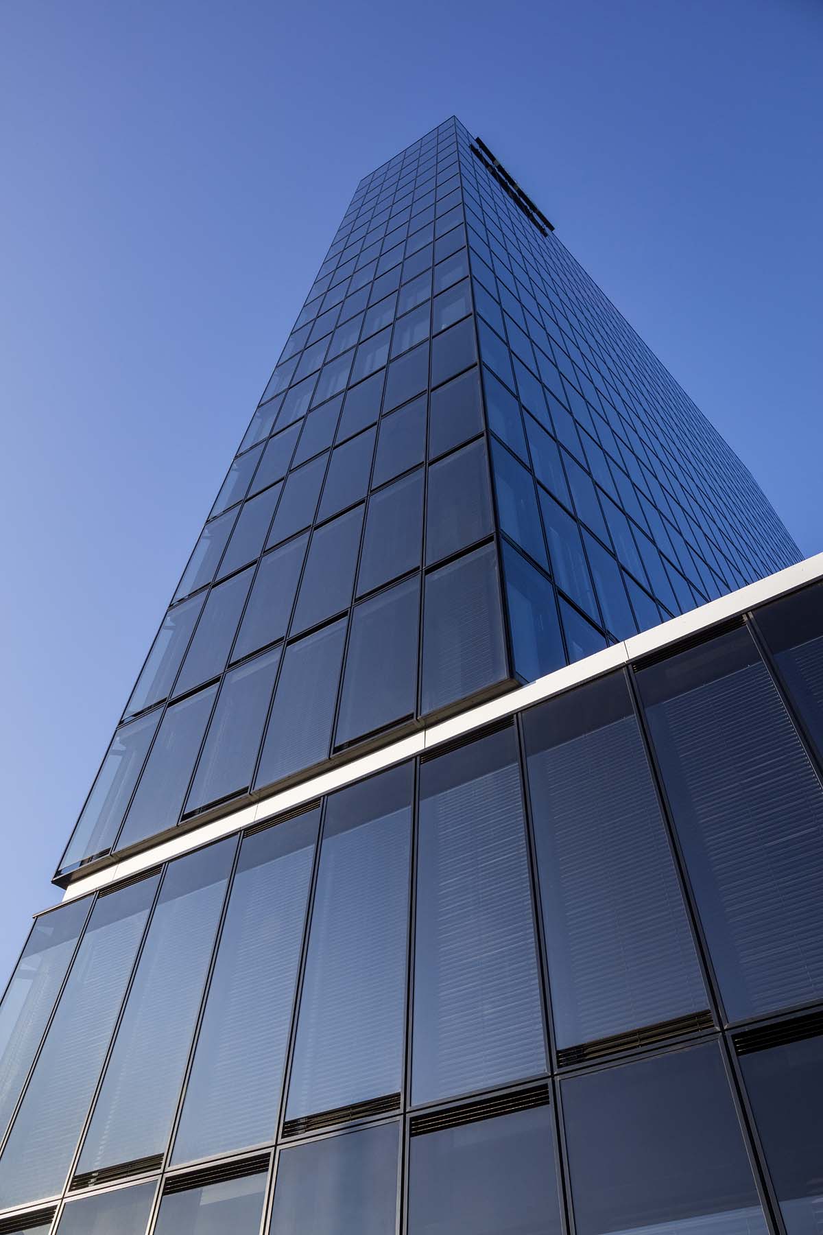 Bitzer Sindelfingen Kadawittfeldarchitektur  Fassade  Architekturfotografie Jens Kirchner