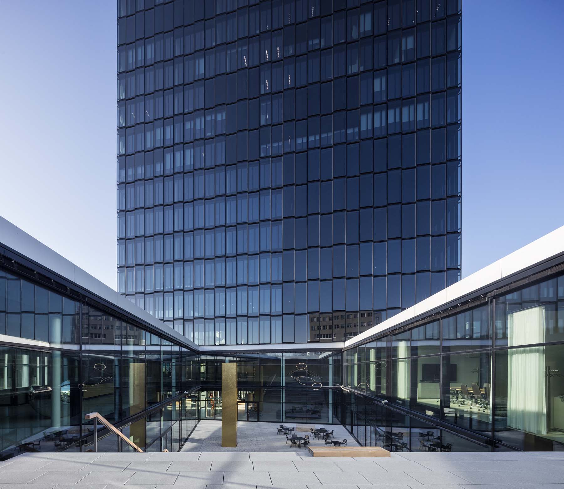 Sporthochschule Köln kadawittfeldarchitektur Innenhof Architekturfotografie Jens Kirchner