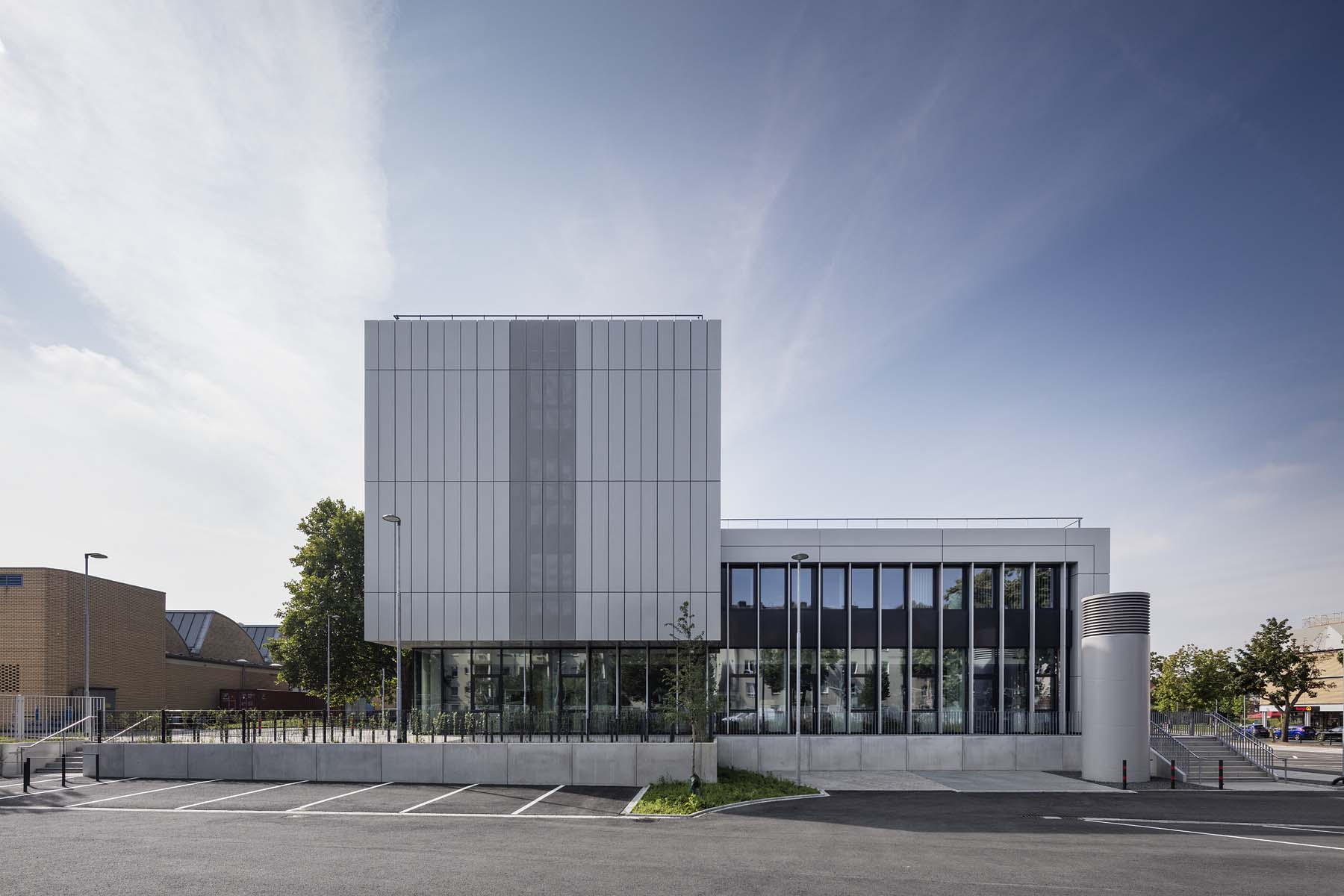 Medizinische Forschung Düsseldorf  Hahn Helten  Gesamtansicht  Architekturfotografie Jens Kirchner