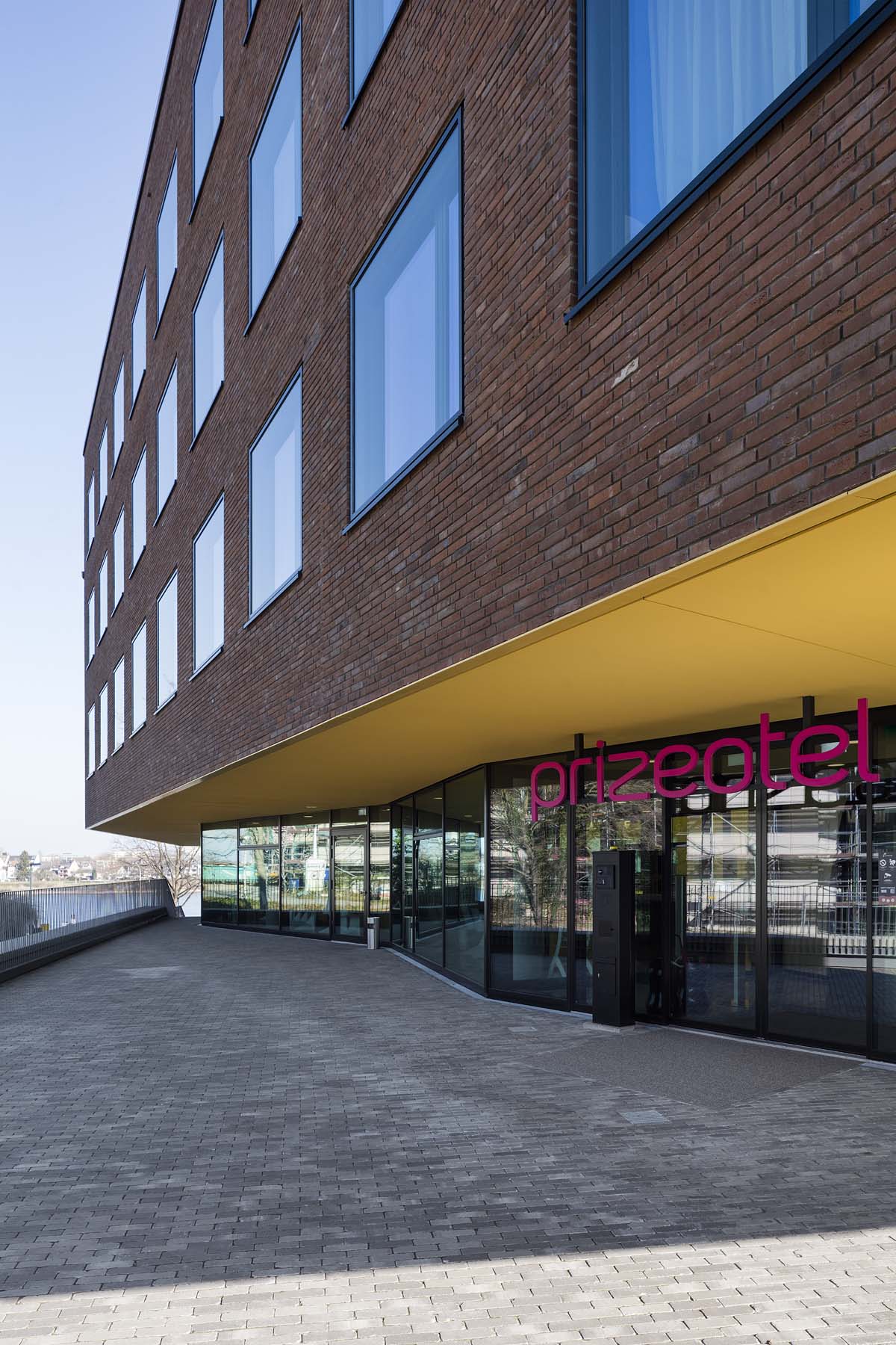 Prizeotel Bonn Kadawittfeldarchitektur       	 Architekturfotografie Jens Kirchner