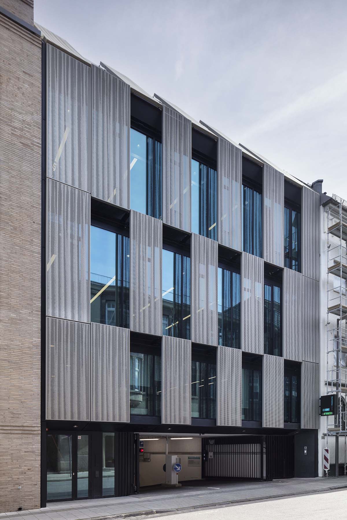 Bankhaus Aachen  Kadawittfeldarchitektur        	 Architekturfotografie Jens Kirchner